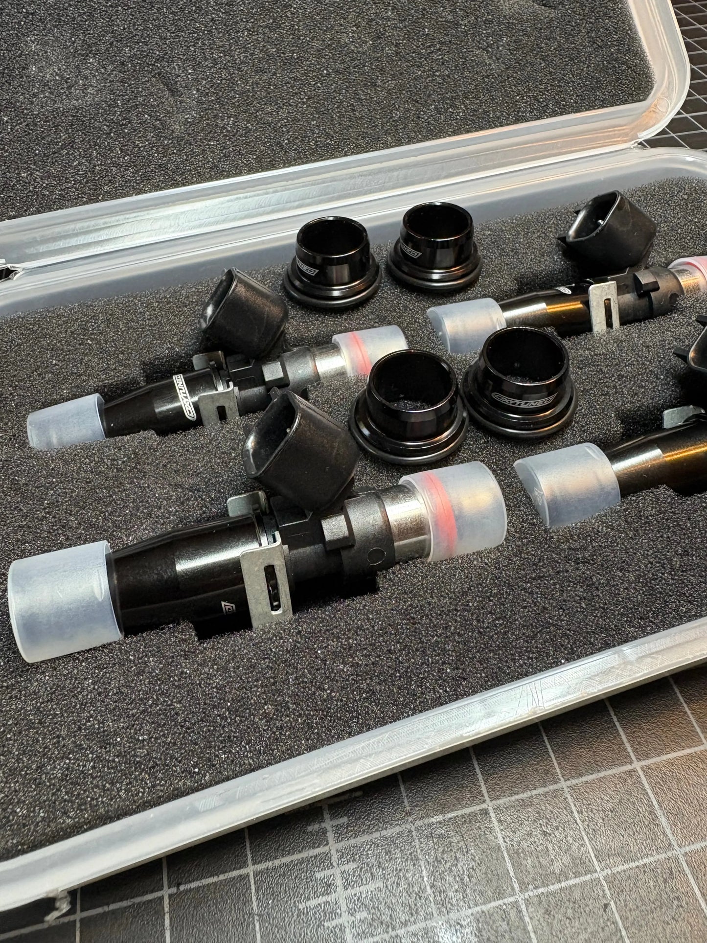 OxyTuned B/D-Series 750cc Fuel Injectors w/ Billet Lowers + VTI Mil-Spec 6” PNP Adapters VTI