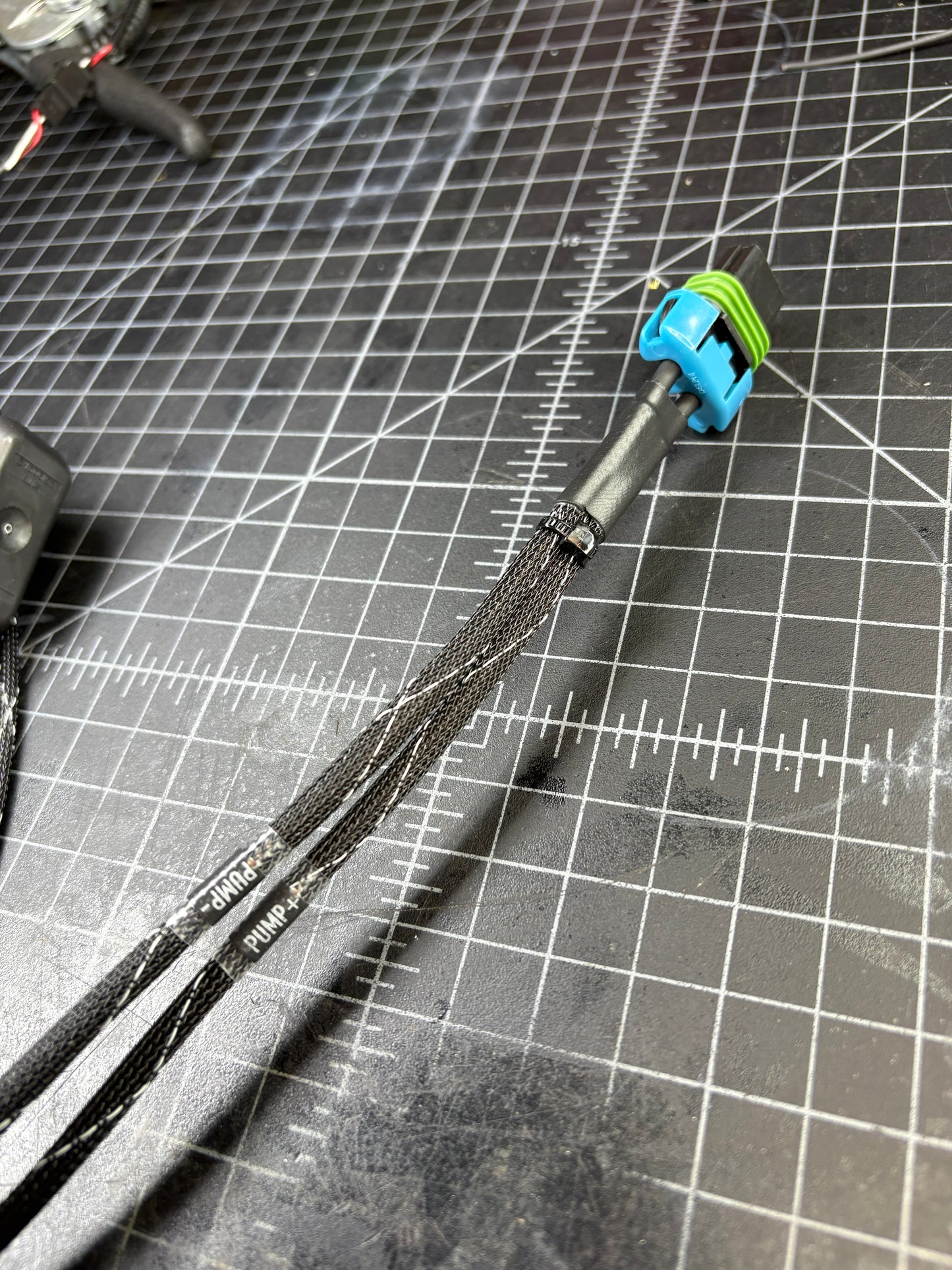 Sealed Dual Fuel Pump PDM System – Independent 40A High-Current Power Distribution (10AWG) VTI