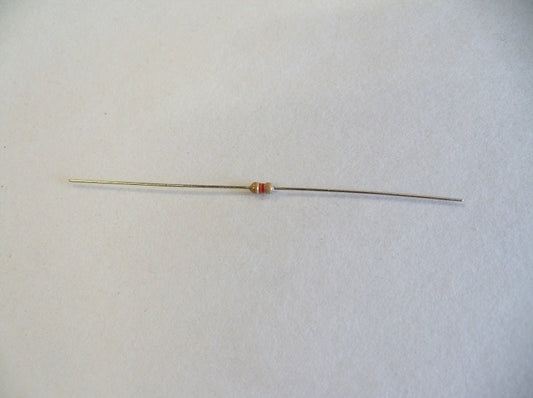 820 Ohm Resistor