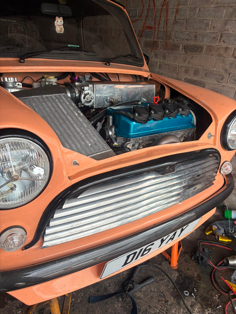 Jack’s Turbo Mini-Cooper running Snake Mini-Dizzy
