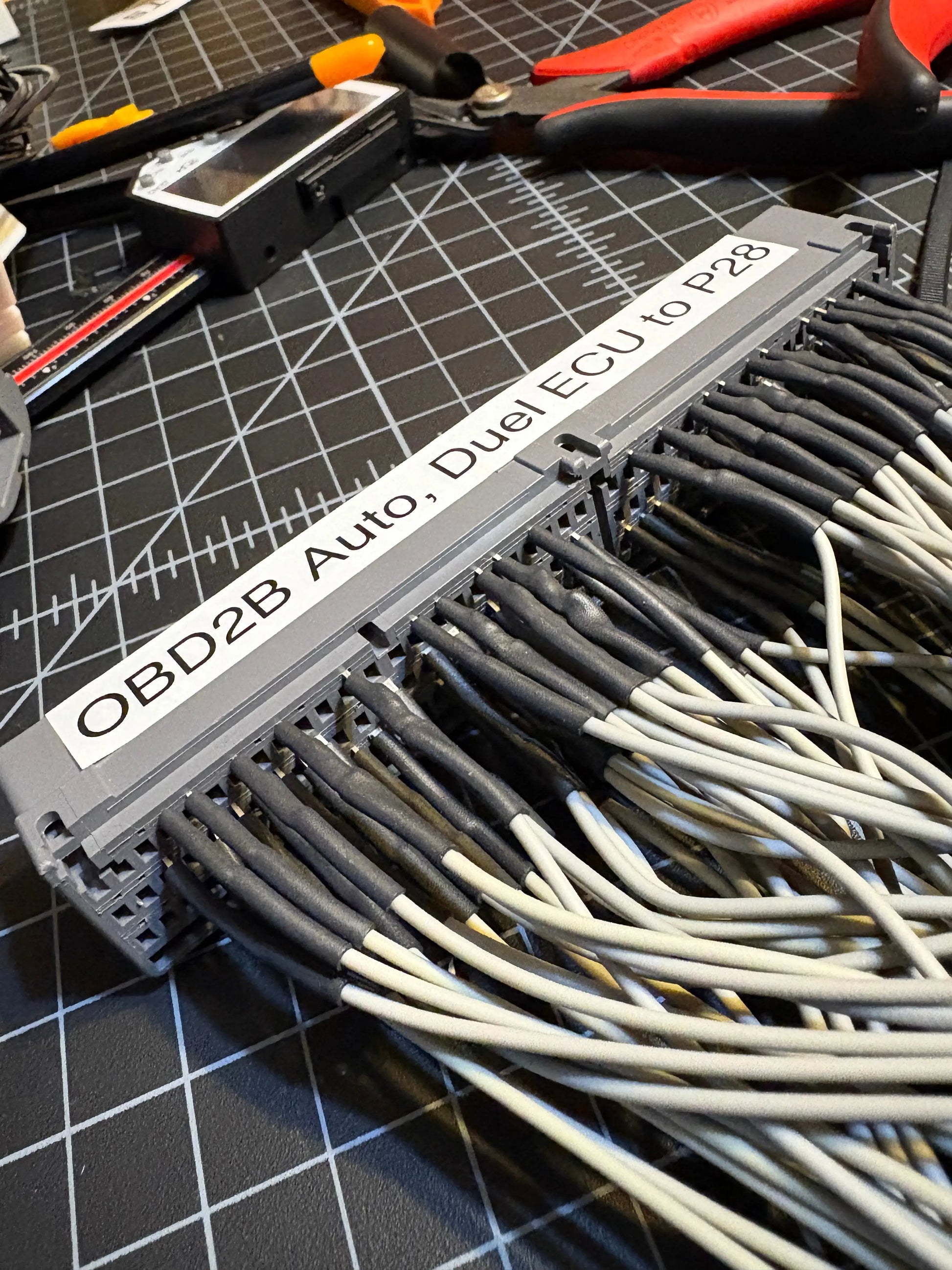 OBD2A to OBD2A + OBD1 ECU Jumper – CR-V Auto / Hondata Dual ECU Adapter VTI
