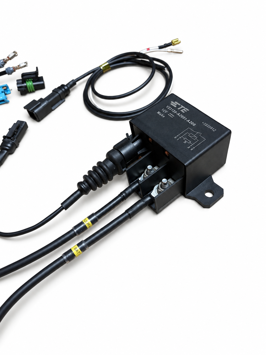 Reference custom build showing TE relay stud-and-lug power connections and separate trigger lead